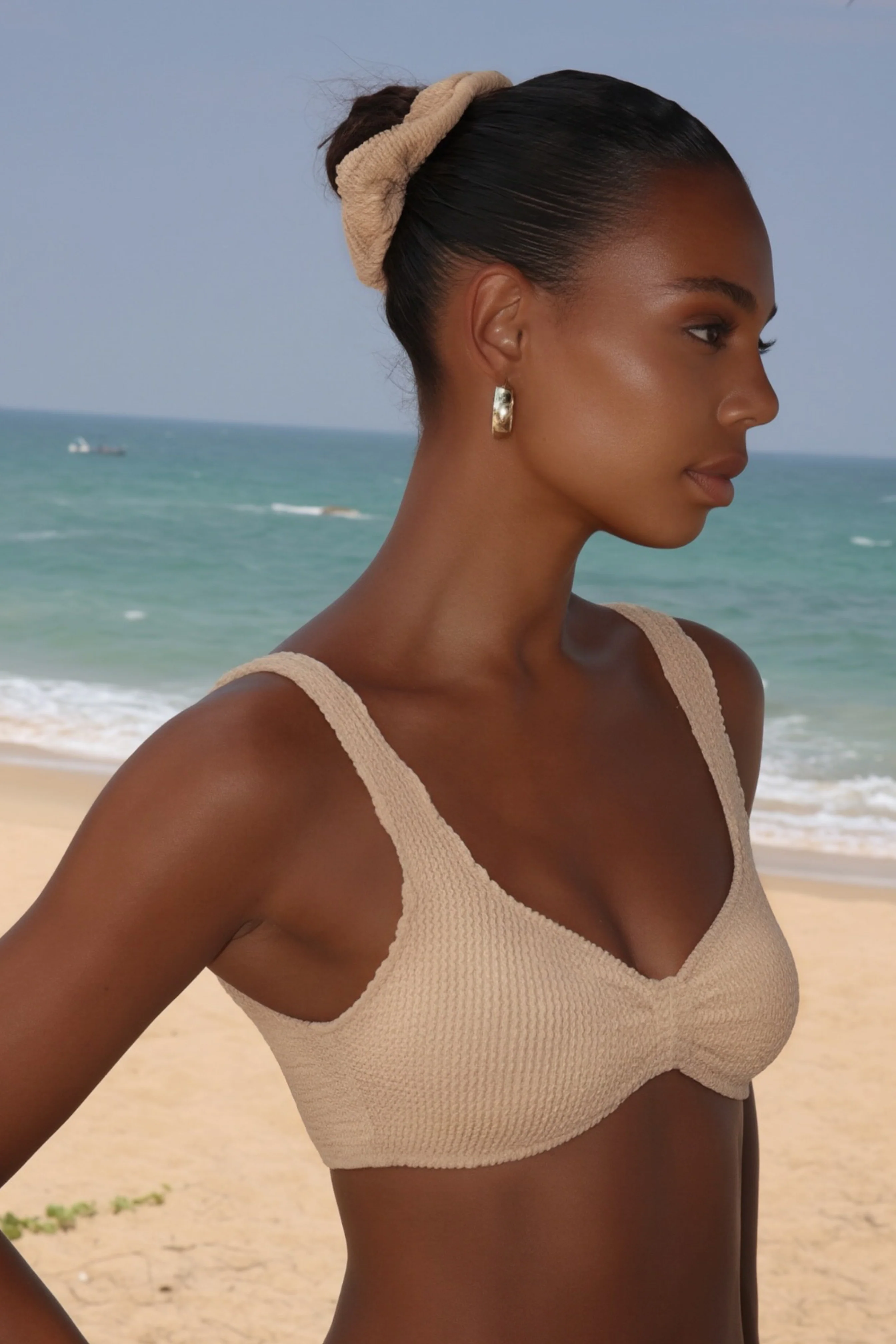 'Light Caramel' Scrunch Scrunchie - Image 2